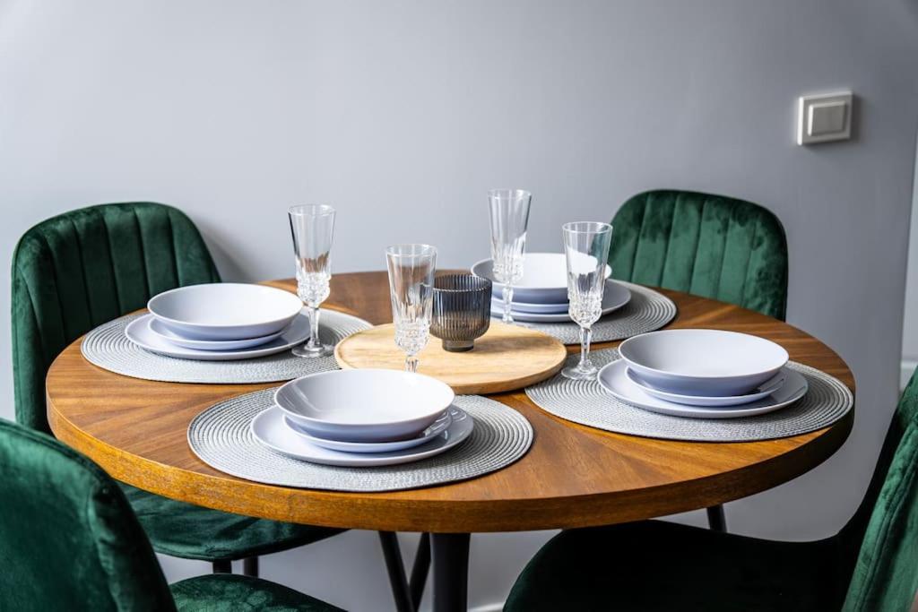 Modern Flat In Old Town Kaunas - Free Parking & Self Check-In エクステリア 写真